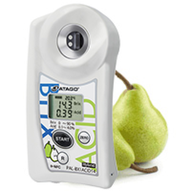 Digital acidimeter / refractometer for pears