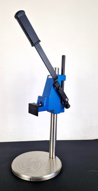 Digital penetrometer support