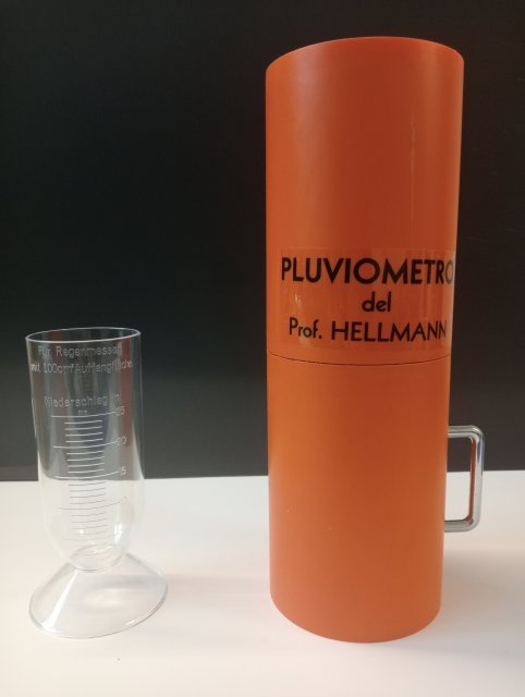 Hellmann rain gauge
