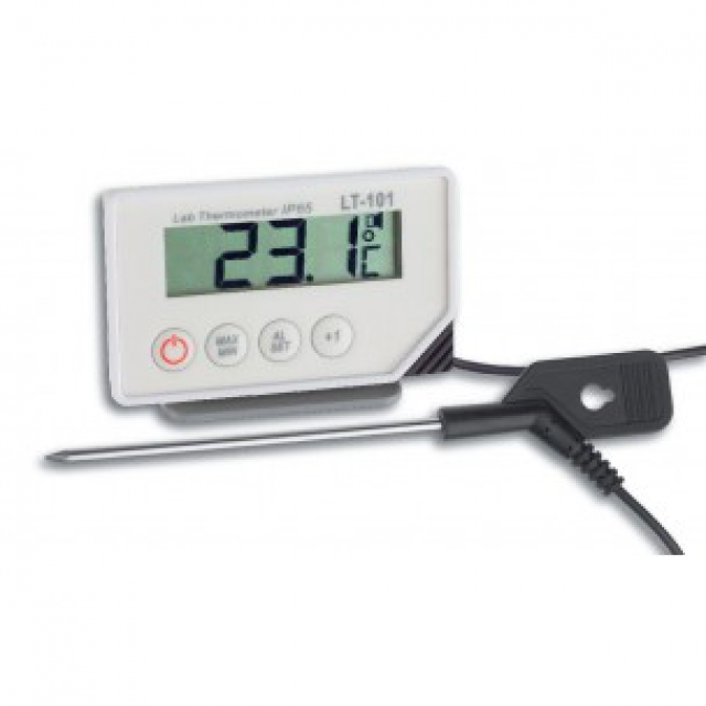 IP 65 thermometer with probe