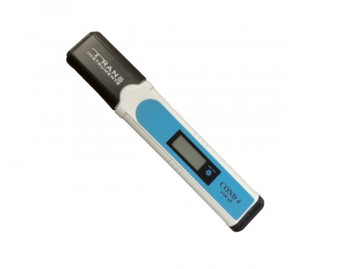 Pocket digital conductivity meter